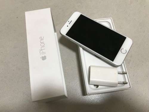 iPhone 6 - 64GB