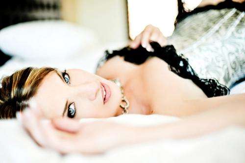 Fun Fashion Portfolio Photo Shoot (make-up incl)