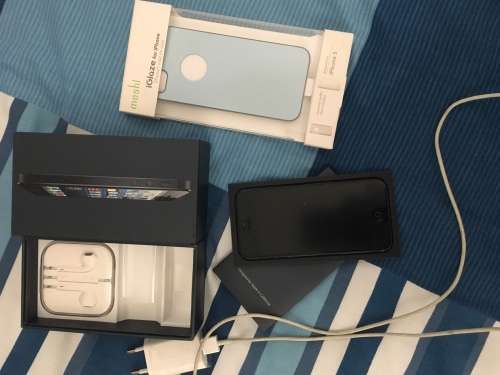 Apple iPhone 5 32GB BLACK, Excellent condition