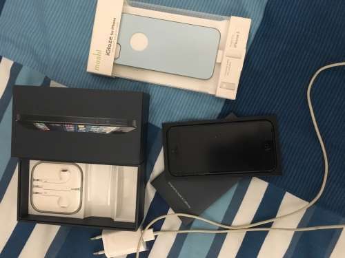 Apple iPhone 5 32GB BLACK, Excellent condition
