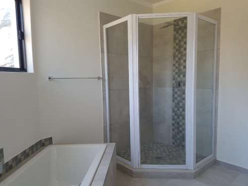 2 Sets of Aluminium Shower Doors