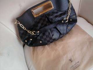 LOUIS VUITTON BLACK HANDBAG