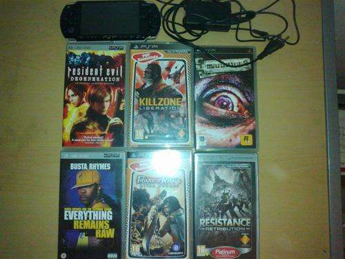 Sony PSP 2001 + 4 Games & 2 Movies