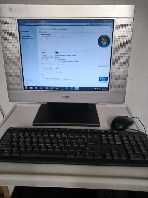 Complete Desktop Pc With Monitor