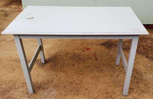 4 Seater Dining Room Table