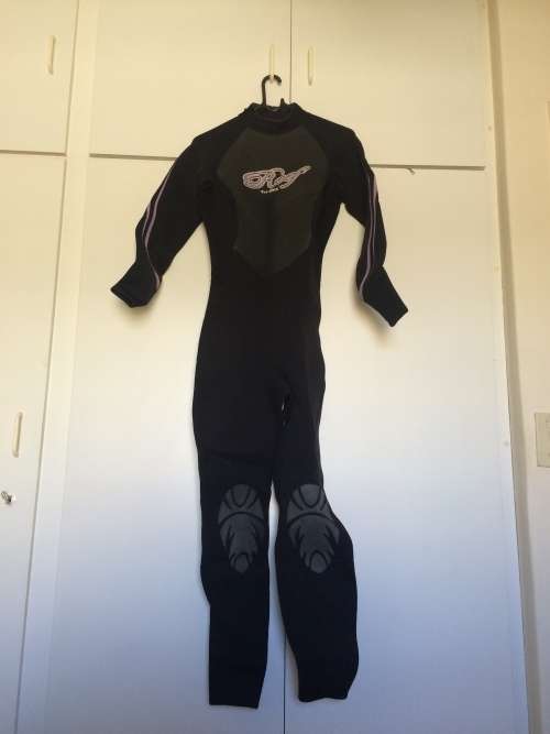 Wetsuit