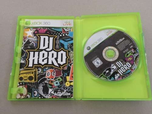 DJ Hero turntable and game