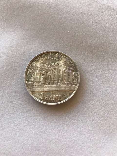 1985 Silver R1: Parliament **R1 START**