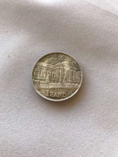 1985 Silver R1: Parliament **R1 START**