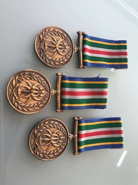 SAPS Reconciliation and Amalgamation medal - Full-size **R1 START** Bid per medal