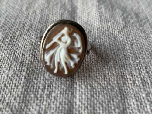 Vintage cameo sterling silver ring