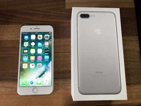 Silver IPhone 7 Plus 128GBs (1 month old)
