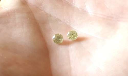 Matching Pair of 0.37ct EACH (0.74ct) Fancy Yellow Round Cut 100% Natural Diamonds! R39500