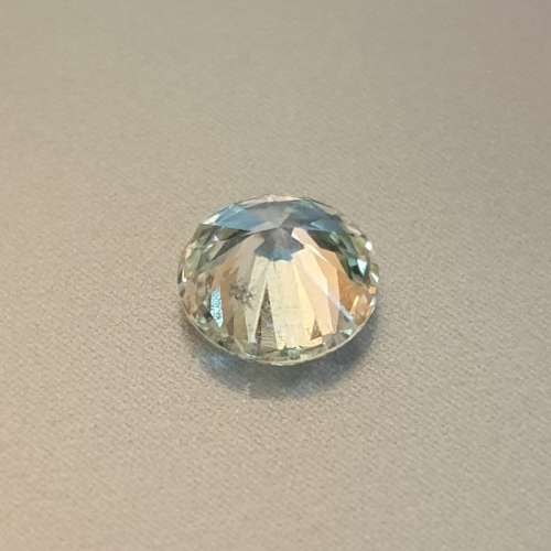 Superb Engagement 0.60ct IGL Certified Natural Round Cut Diamond VVS2 / J - Stunning Brilliance !