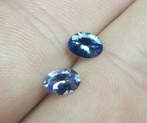 Oval 6.8x4.9mm PAIR 1.28ct | Natural Untreated Earth mined Intense blue-Violet Tanzanites VVS