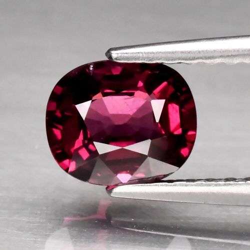 1.00ct Natural Mined Purple-Pink Mdagascan Garnet | Cushion Cut | Eye Clean