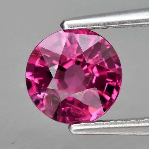 1.09ct Natural Mined Vivid Pink Madagascan Garnet | Round Cut