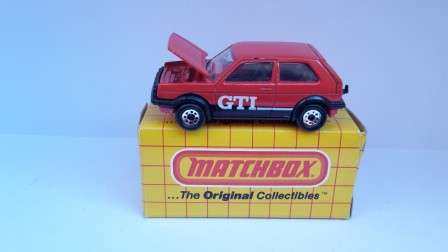 VINTAGE MATCHBOX SUPERFAST #33 VW GOLF II GTI 1985 MIB MACAU BASE