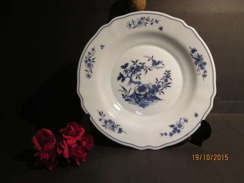 French Arcopal Milk Glass, Kalinka Pattern. Soup plate C