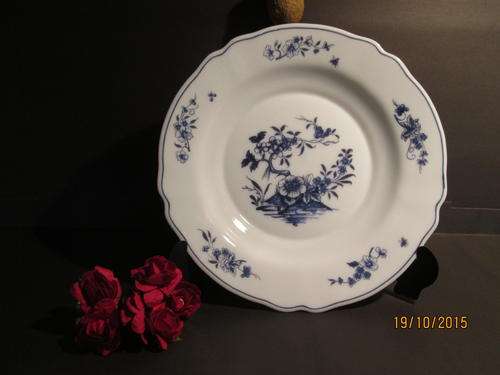 French Arcopal Milk Glass, Kalinka Pattern. Soup plate D