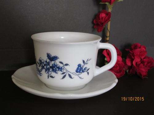French Arcopal Milk Glass, Kalinka Pattern. Tea cup B