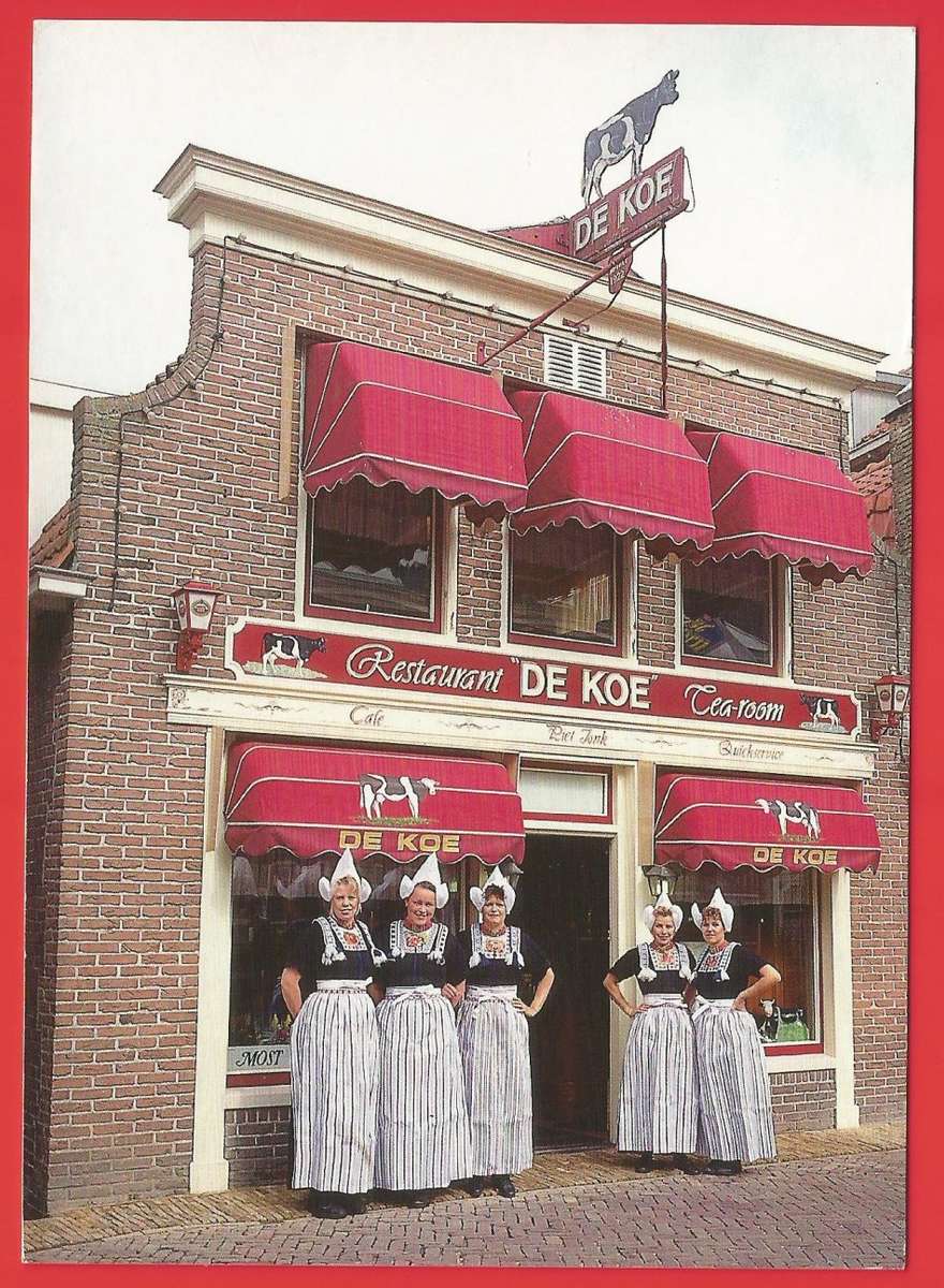 Postcard- Post Card- Unused- Thematic- Fauna- Cow- Tradition- Costumes