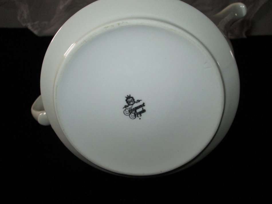 Royale Huguenot TeaPot Rose design