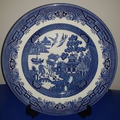 Churchill `Willow` Pattern - England - Dinner plate
