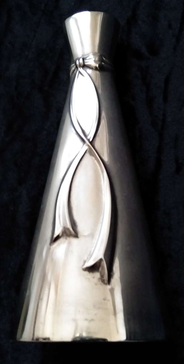 Silver coloured Vase 16.5cm high