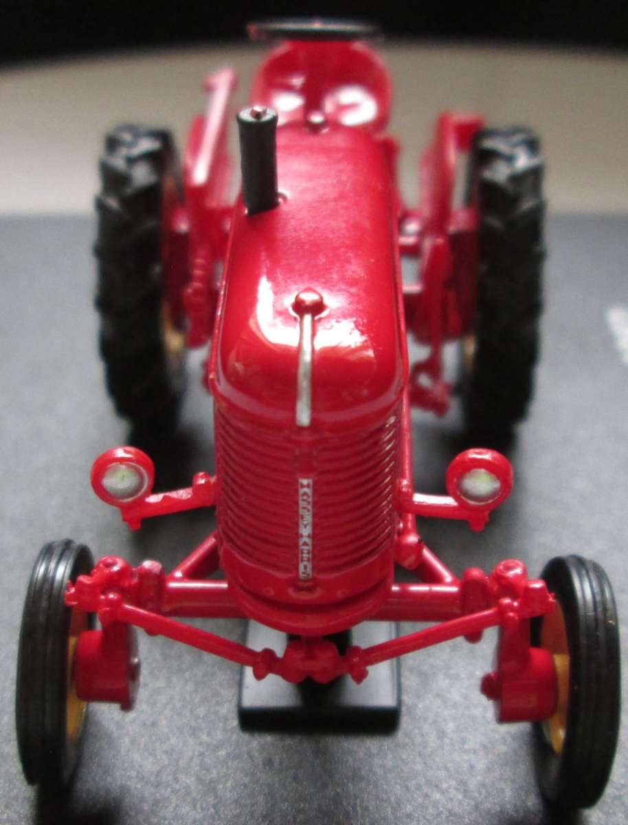 Scale Model-Tractor-Massey Harris Pony 820-1957