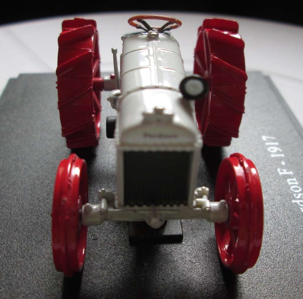 Scale Model-Tractor- Fordson F-1917