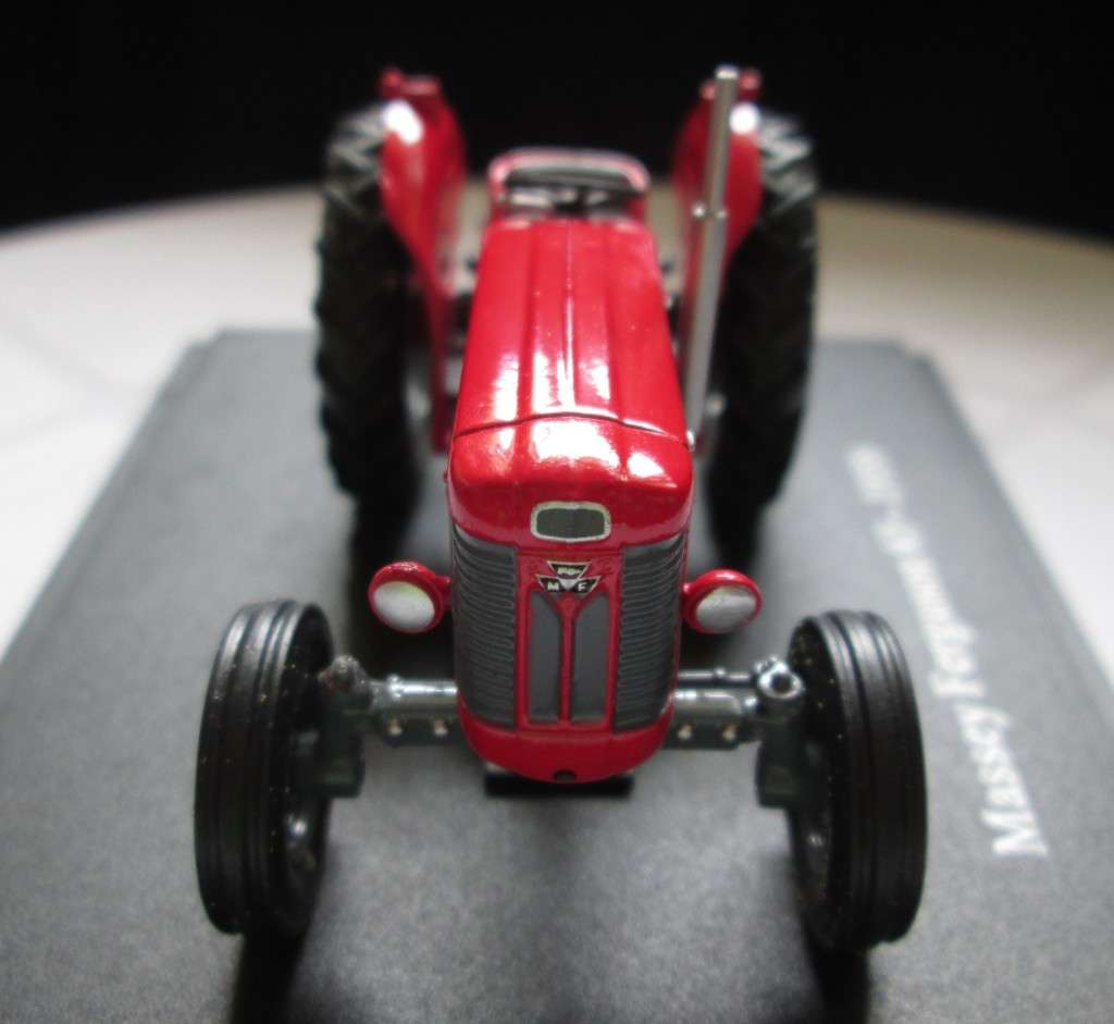 Scale Model-Tractor-Massey Ferguson 65-1959-Red