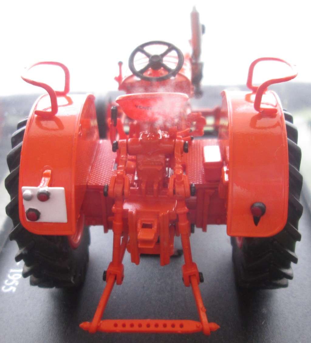 Hachette Partworks-Scale Model-Tractor-Vendeuvre Super DD-1955