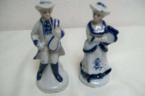 Pair of Blue and White Figurines