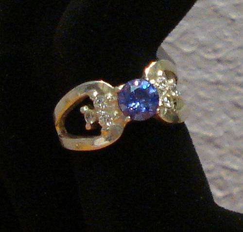 Beautiful Tanzanite colour CZ .925 Sterling Silver Ring