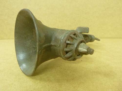 **Crazy R1 Start**Vintage Meat Mincer