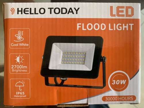 CLEARANCE PRICE!! LED Flood Light 30W