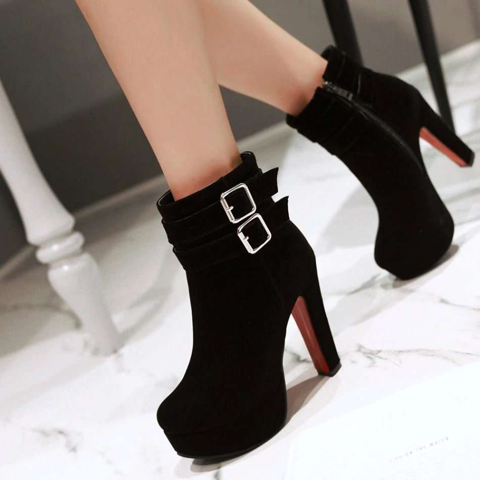 European Fashion Style Buckle High Heel Boots