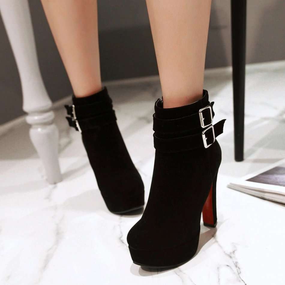 European Fashion Style Buckle High Heel Boots