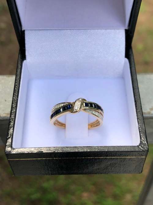 Natural Sapphire & Diamond Gold ring