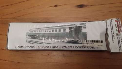 SAR E13 (2nd Class) Straight Corridor Coach model kit