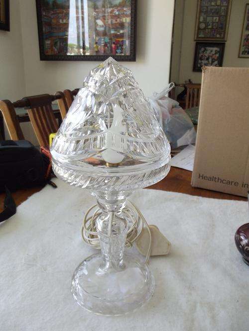 crystal cutglass lamp