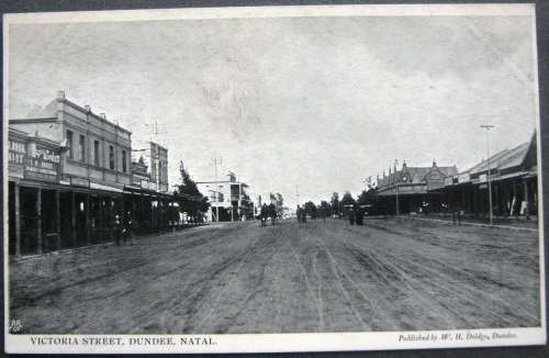 NATAL - DUNDEE - TOWN CENTRE , CHURCH & GOVERNMENT SCHOOL -  3 VINTAGE POSTCARDS