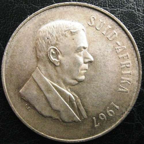 1967 ONE RAND SILVER COIN  - CIRCULATED.