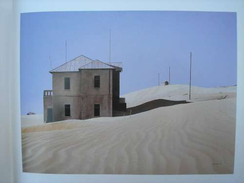 KEITH ALEXANDER - THE ARTIST IN RETROSPECT - MAGNIFICENT BOOK IN SUPURB CONDITION. - 100s OF PLATES