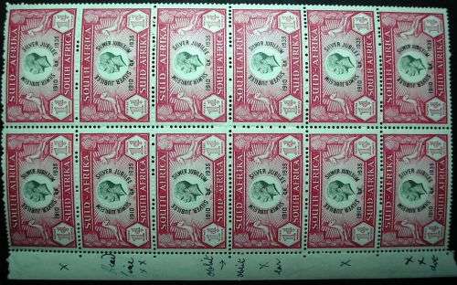 UNION - SACC 65  - 1935 - BLOCK OF 12 WITH CLEFT SKULL AND TAGGED EAR + OTHER VAR. -MNH - YES , MNH!