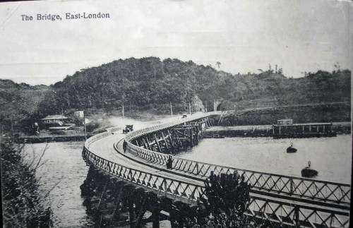 EASTERN CAPE - EAST LONDON - THE BRIDGE - TINY POSTAL CREASE TOP LEFT.