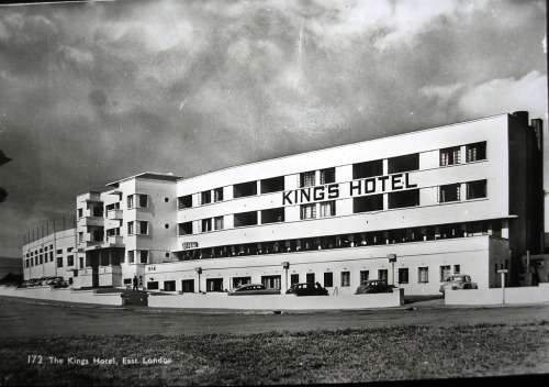 EASTERN CAPE - EAST LONDON - 50s P/C - THE KINGS HOTEL -  GOOD CONDITION!