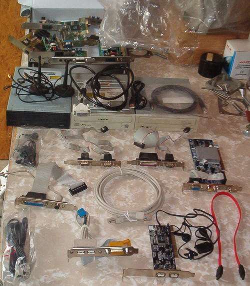 BULK LOT PC COMPONENTS & LAPTOP FOR REPAIR.