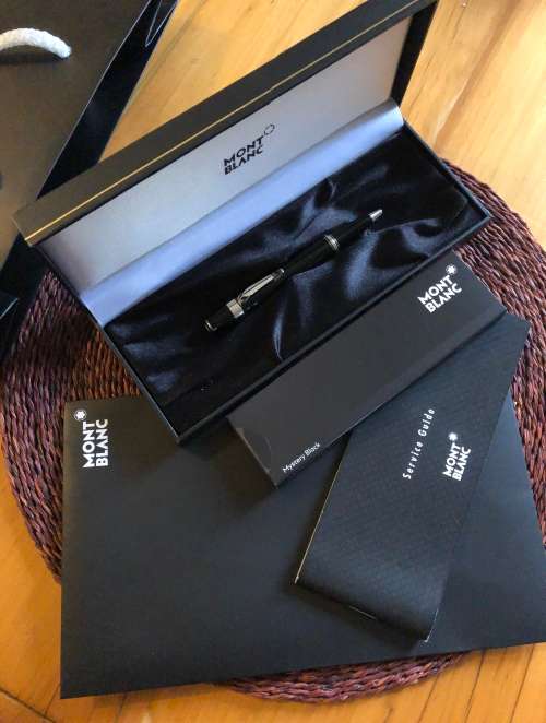 Montblanc Boheme Noir ballpoint pen